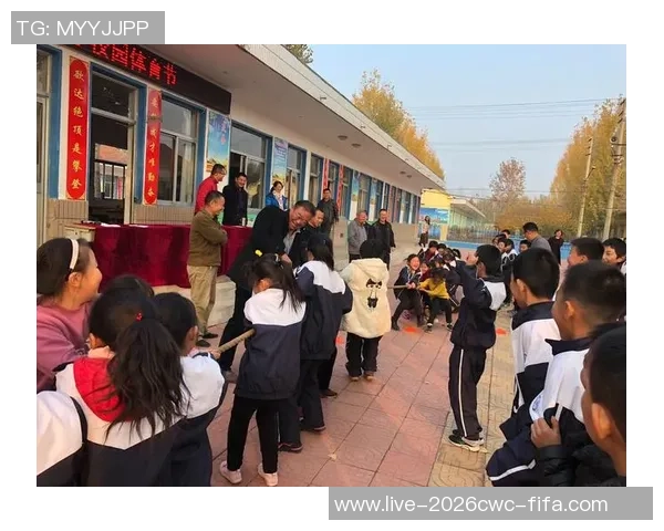 樊玲足球宝贝魅力四射的精彩瞬间展现青春活力与运动激情