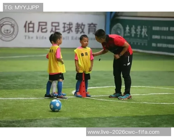 福州足球培训班助力青少年成长提升技术与团队合作能力 福州足球培训班助力青少年成长提升技术与团队合作能力