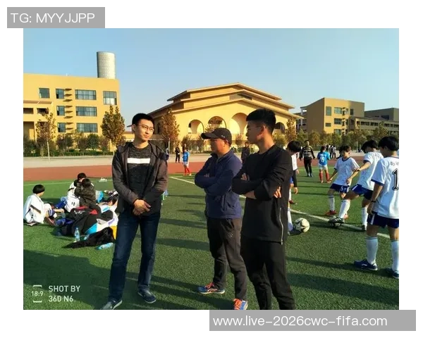 莱里达足球俱乐部:追寻荣耀与梦想的绿茵之路 莱里达足球俱乐部:追寻荣耀与梦想的绿茵之路